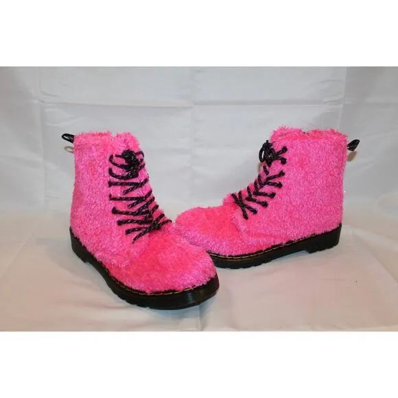 NIB Dr. Martens Junior 1460 Pascal Pink Tinsel Fur Lace Up Boots Size Youth 3‎