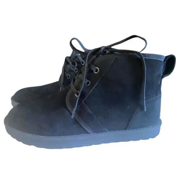 NWT Men's Arizona Jean CO. Warm Memory Foam Suede, Plush Shearling Lined, Tie Bo