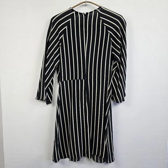 Topshop Monochrome Stripe 3/4 Sleeve Keyhole Knot Front Mini Wrap Dress Sz 2 NWT